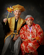 2012年九州写真師連盟主催第114回九州写真展覧会にて第3部（営業写真）-入選-1席　夫婦カジマヤー